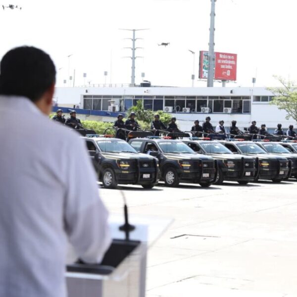Gobierno del Pueblo fortalece la seguridad con la nueva Guardia Estatal y la entrega de 45 patrullas