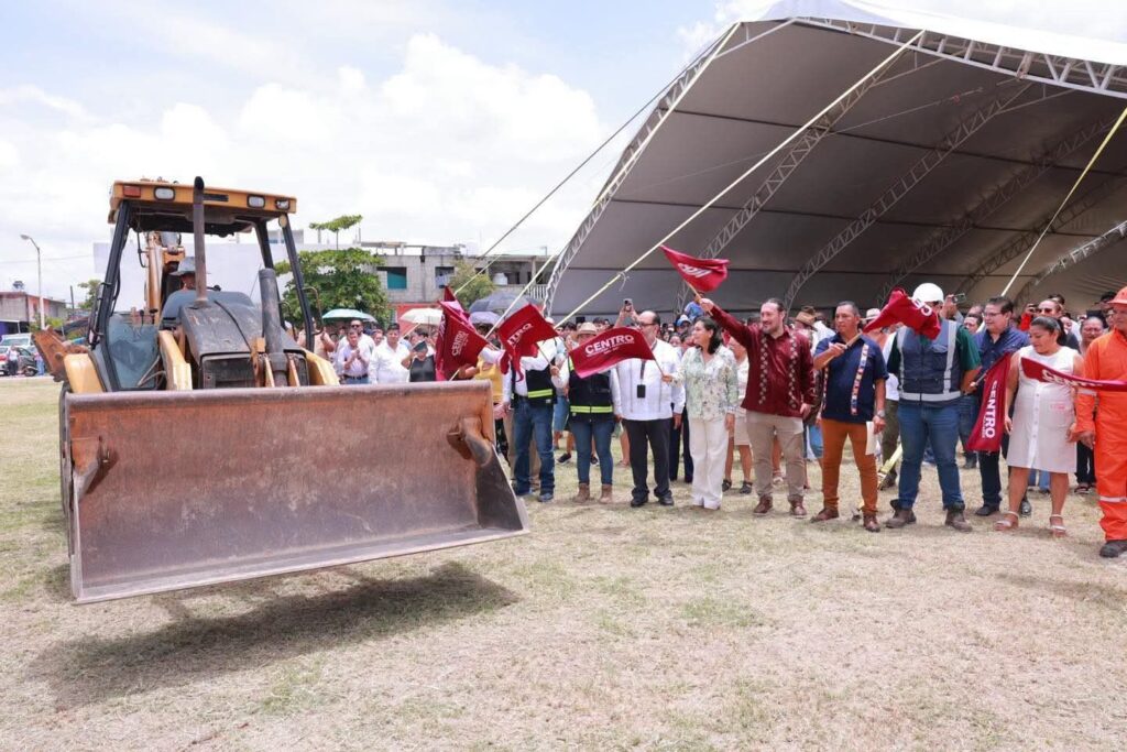 Inicia la construcción del Centro Comunitario “México Imparable” en la Ra. Medellín y Madero 2ª Sección