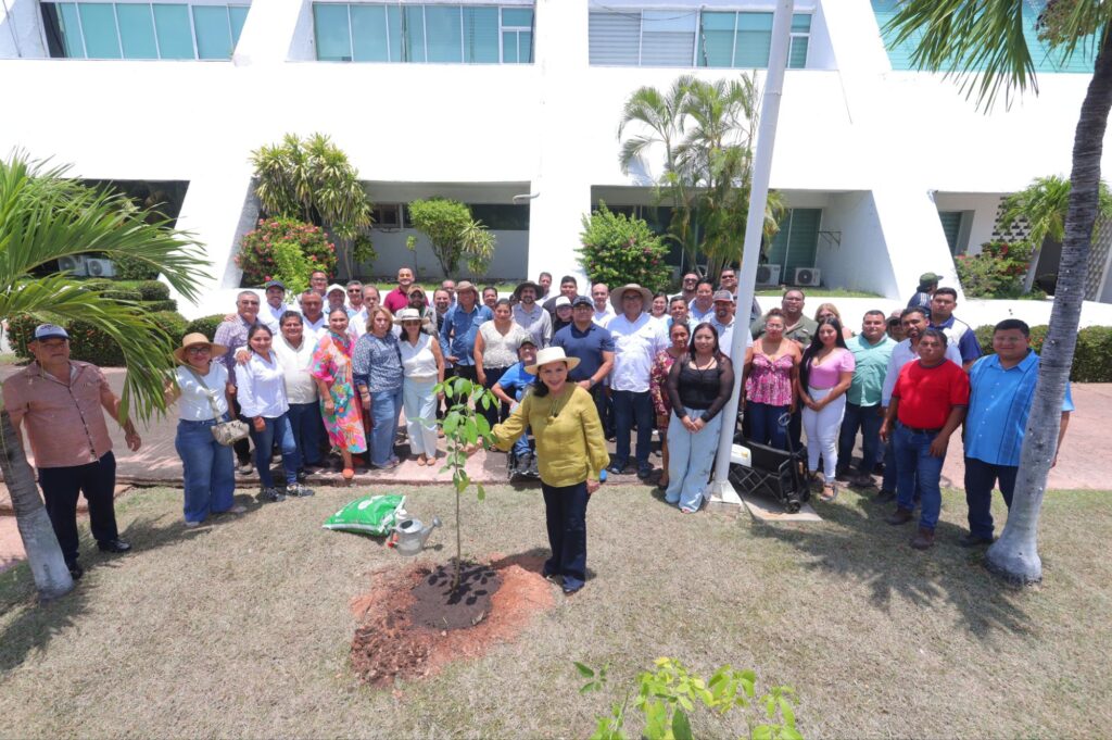 Se suma Centro a la Jornada Nacional de Reforestación con la siembra de más de 150 árboles