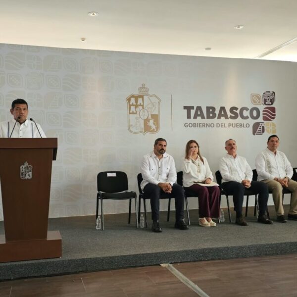 Destaca Javier May acciones en materia de salud