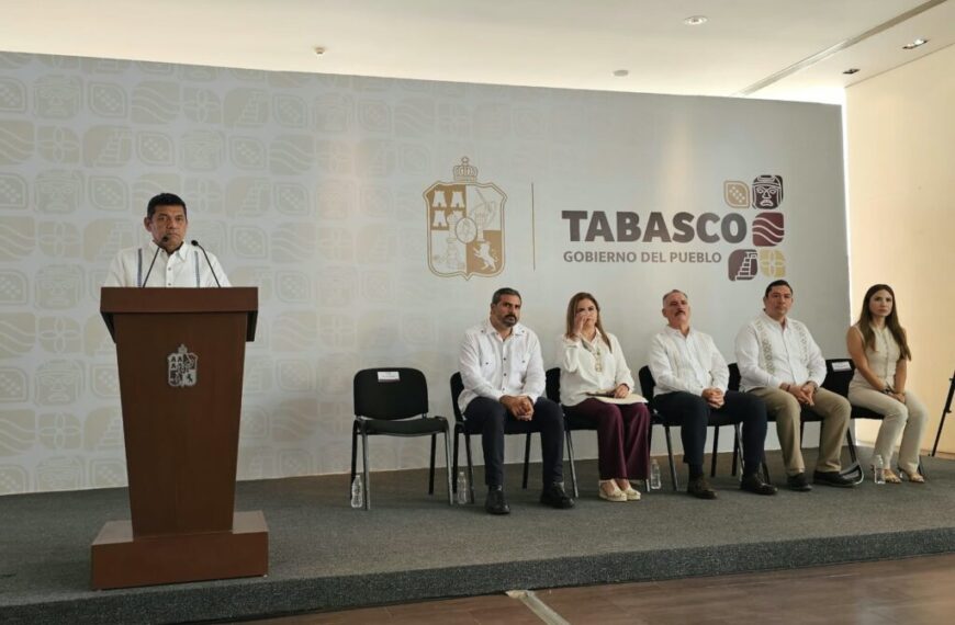 Destaca Javier May acciones en materia de salud