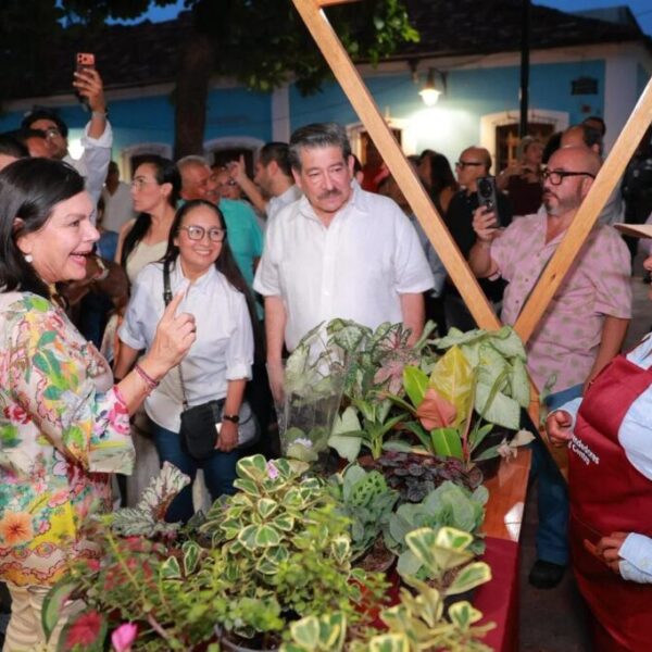 Supervisa Yolanda Osuna avances de rescate urbano y exposición de murales artísticos en el Centro Antiguo