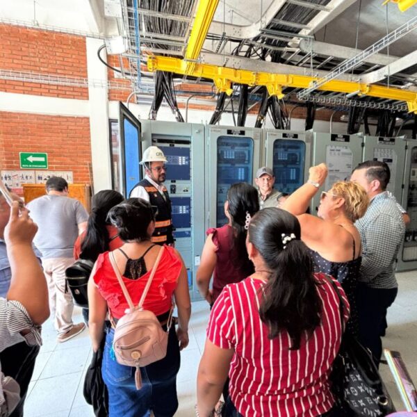 Gobierno del Pueblo y CFE brindan información a delegadas de zona Yokot’an sobre construcción de subestación eléctrica