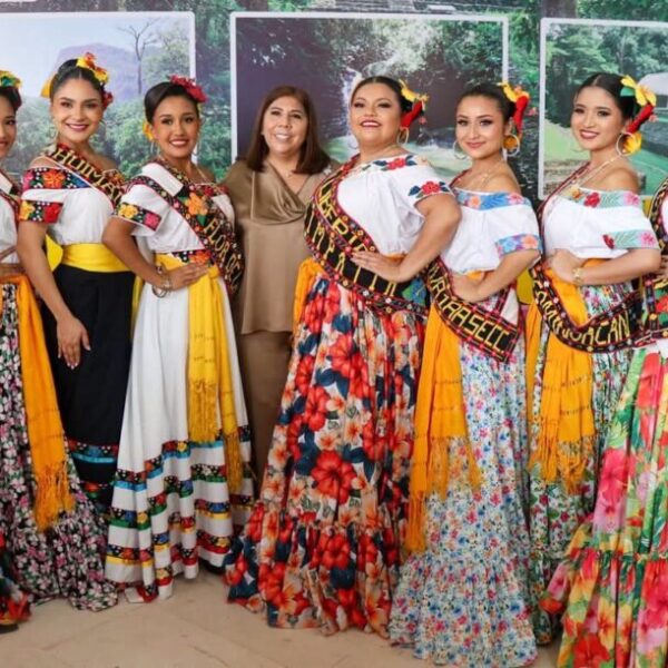 Inaugura alcaldesa Mari Luz Velázquez Jiménez la Feria Huimanguillo 2026, “La Fiesta del Gigante”