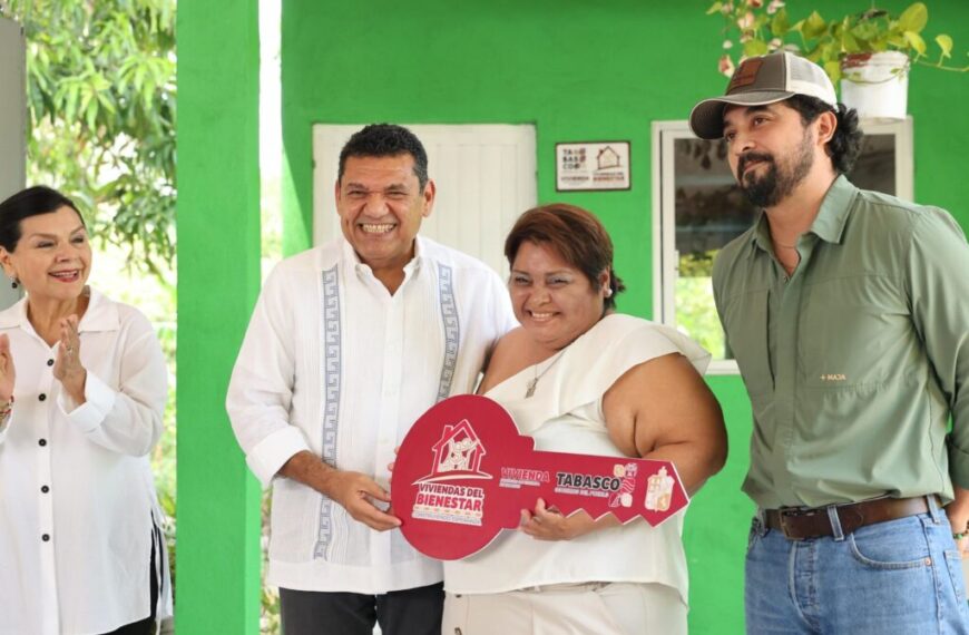 Voces de la Transformación: En una semana el programa estatal de Viviendas del Bienestar cambia la vida a 290 personas