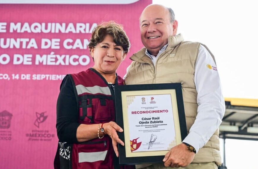 Reconoce la gobernadora Delfina Gómez trabajo social de Raúl Ojeda; le entrega sendo reconocimiento