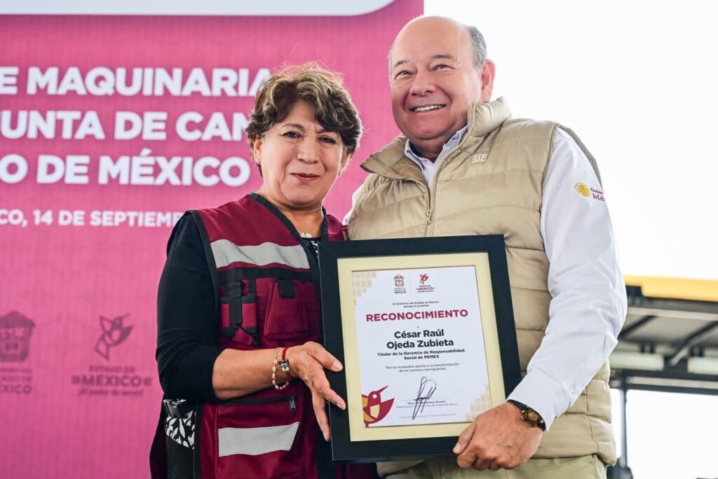 Reconoce la gobernadora Delfina Gómez trabajo social de Raúl Ojeda; le entrega sendo reconocimiento
