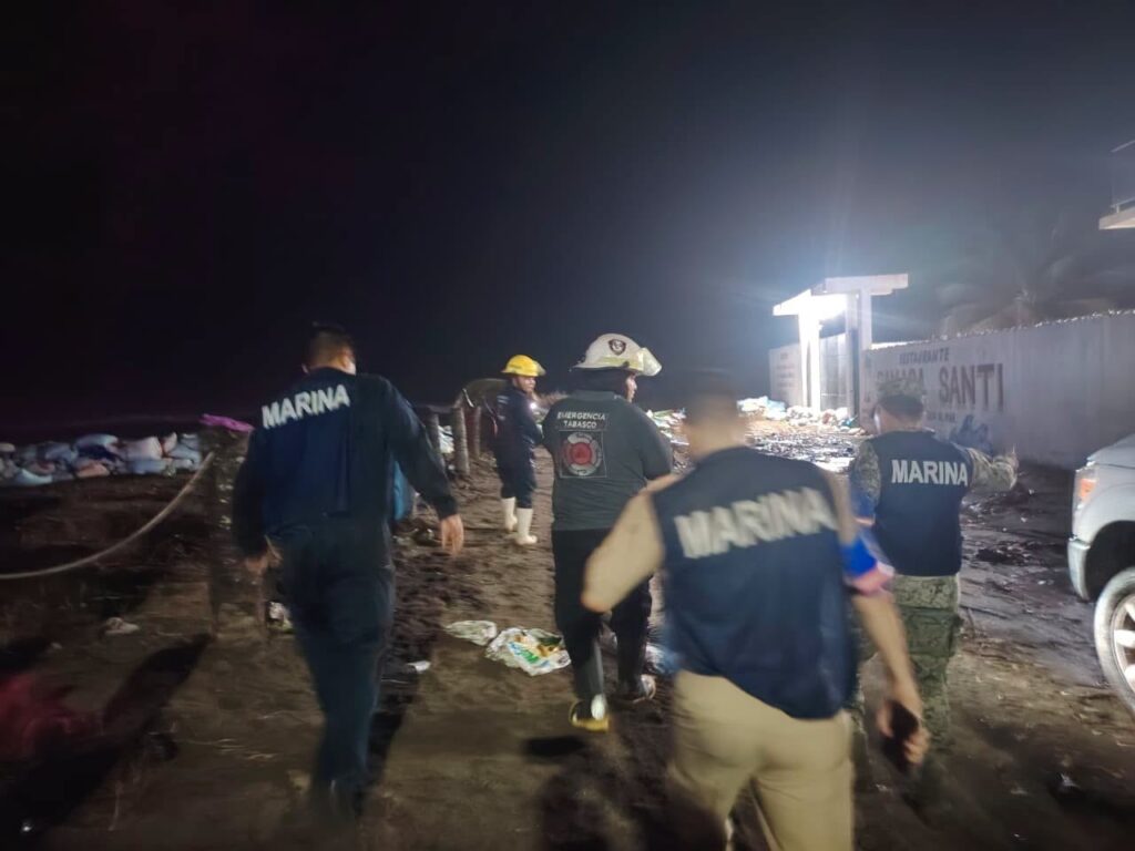 Reportan familias afectadas y aumento en niveles de ríos por frente frío en Tabasco   