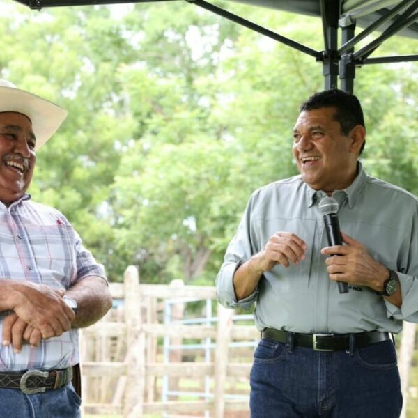 Gobierno del Pueblo impulsará comercialización en beneficio del sector ganadero