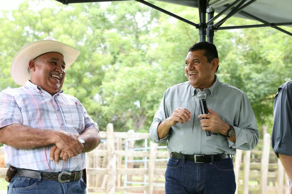 Gobierno del Pueblo impulsará comercialización en beneficio del sector ganadero