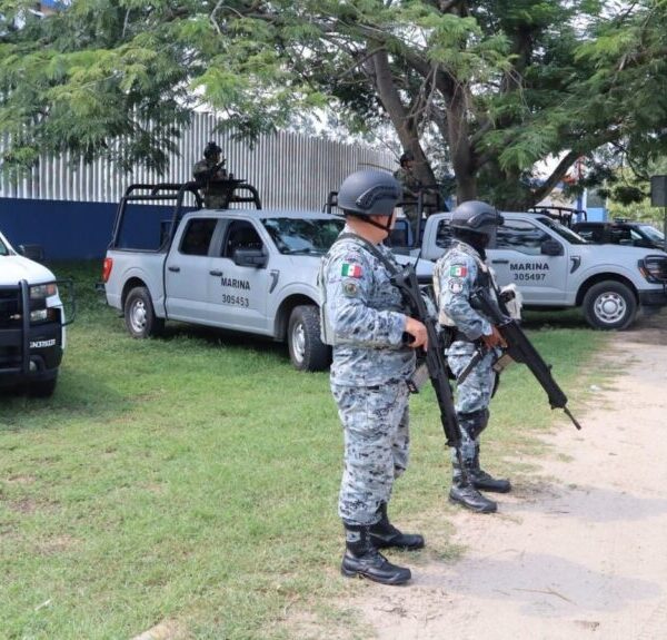 Asegura FIRT Olmeca más de 140 kilogramos de droga, armas e hidrocarburo