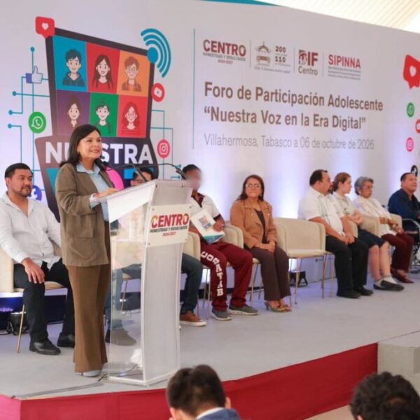Escucha Centro opinión de los jóvenes en el Foro “Nuestra voz en la era digital”