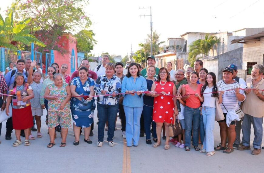 Entrega Yolanda Osuna obra de pavimentación para varias décadas en la colonia Francisco Villa
