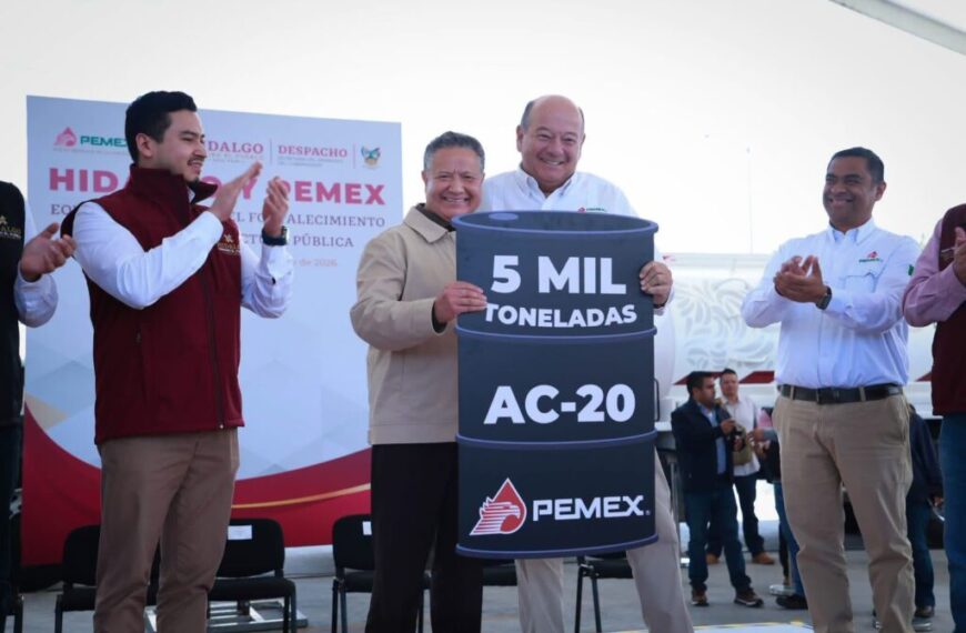 Pemex entrega donaciones al gobierno de Hidalgo por casi 80 mdp