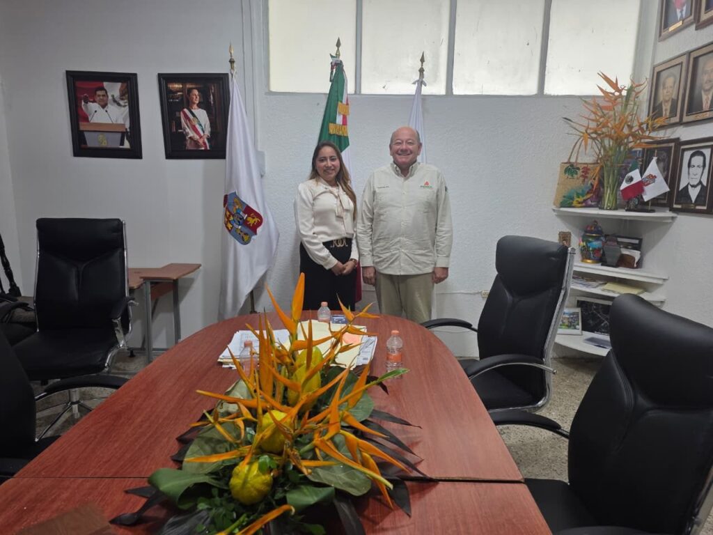 Agiliza Pemex trabajos para reubicar escuelas que estaban cerca de Refinería Olmeca