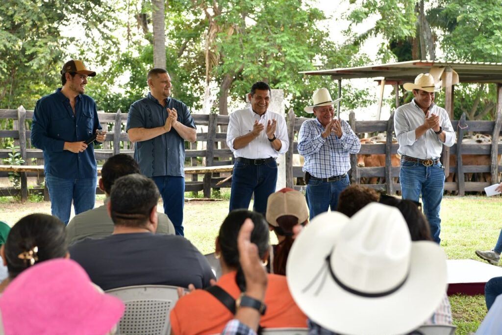 Crédito Ganadero a la Palabra; “cerraremos este año con 1,500 productores beneficiados”: Javier May