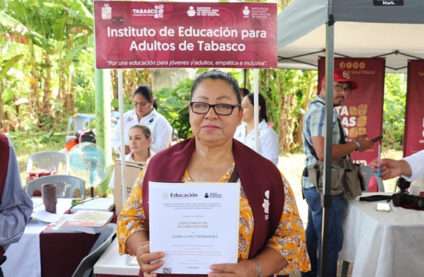 Casi 23 mil jóvenes y adultos han concluido un nivel educativo en el IEAT